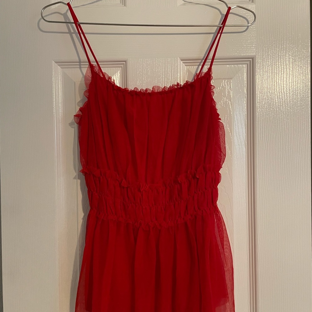 H&M ruffled tank top